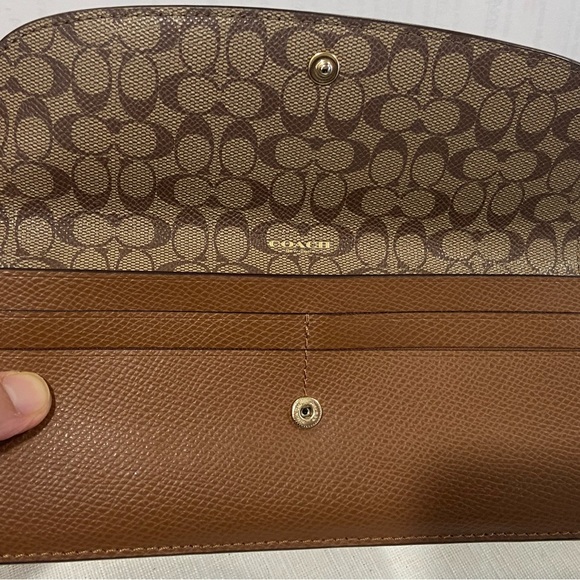 Coach long slim brown leather wallet - Picture 3 of 4